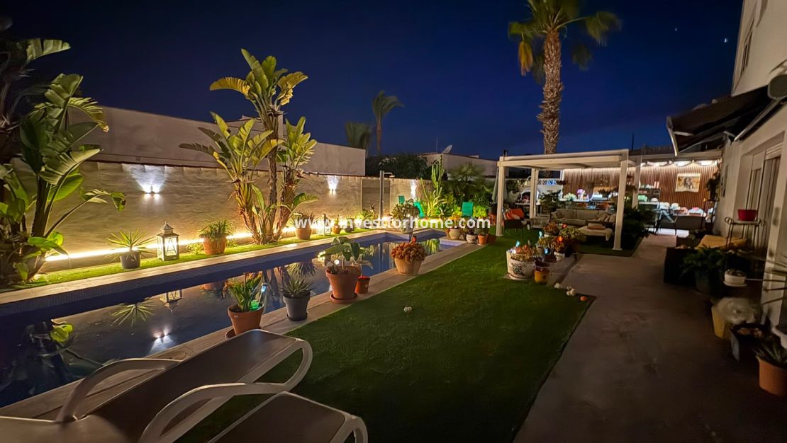 Verkoop - Villa - Torrevieja - La Siesta