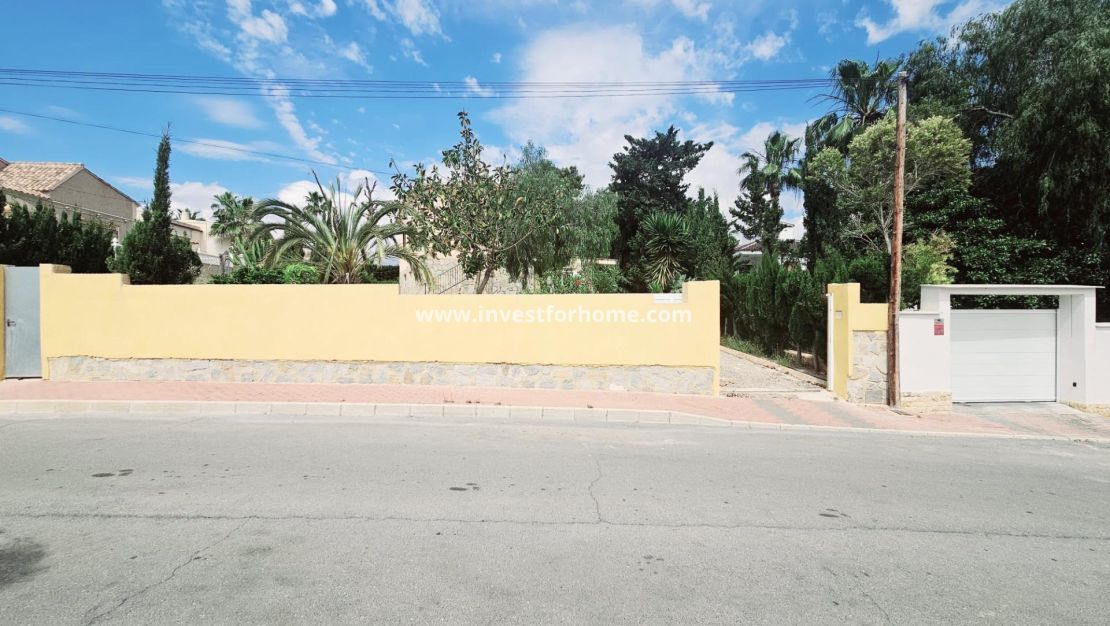 Verkoop - Villa - Torrevieja - Los Balcones - Los Altos Del Edén