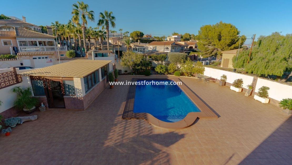 Verkoop - Villa - Torrevieja - Los Balcones - Los Altos Del Edén