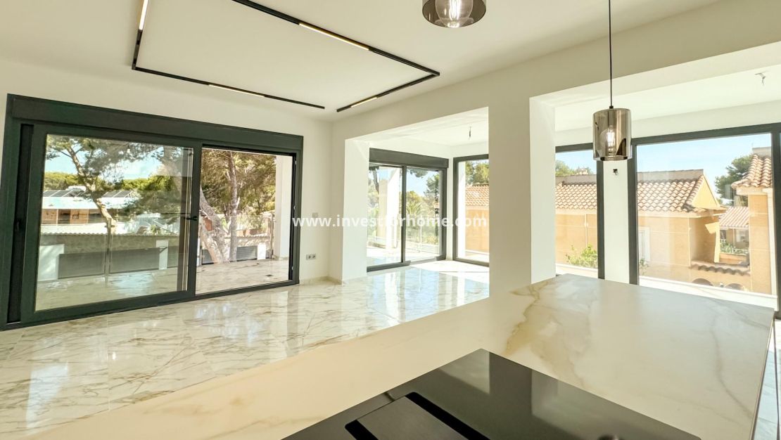 Verkoop - Villa - Torrevieja - Los Balcones - Los Altos Del Edén