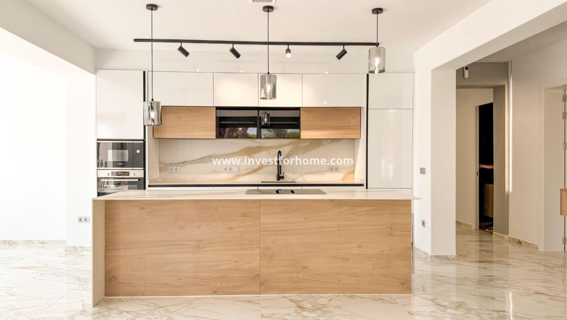 Verkoop - Villa - Torrevieja - Los Balcones - Los Altos Del Edén