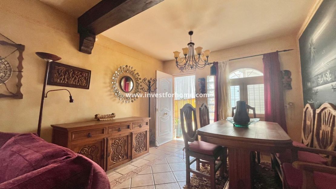 Verkoop - Villa - Torrevieja - Los Balcones - Los Altos Del Edén