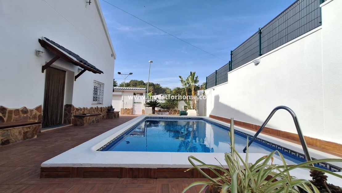 Verkoop - Villa - Torrevieja - Los Balcones - Los Altos Del Edén