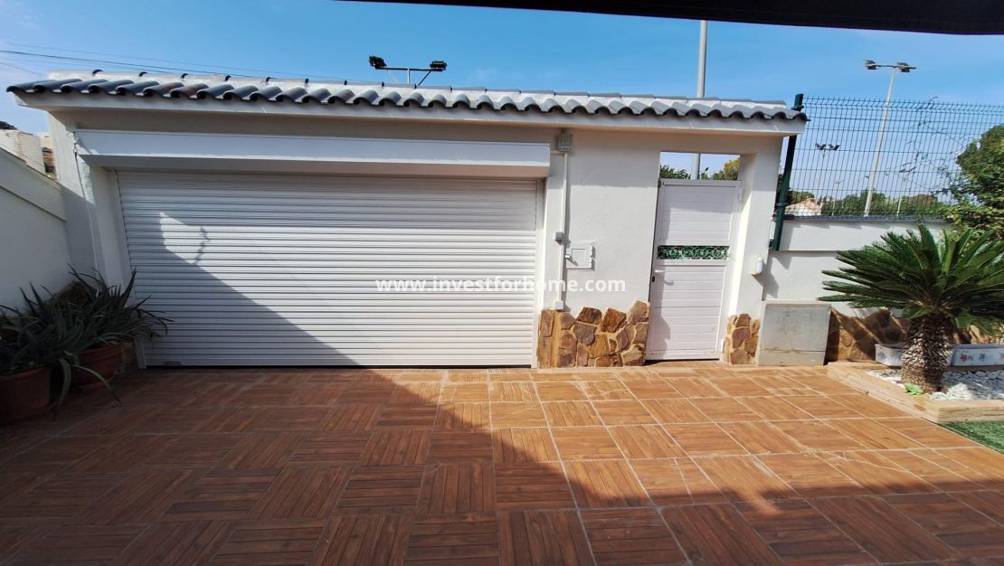Verkoop - Villa - Torrevieja - Los Balcones - Los Altos Del Edén