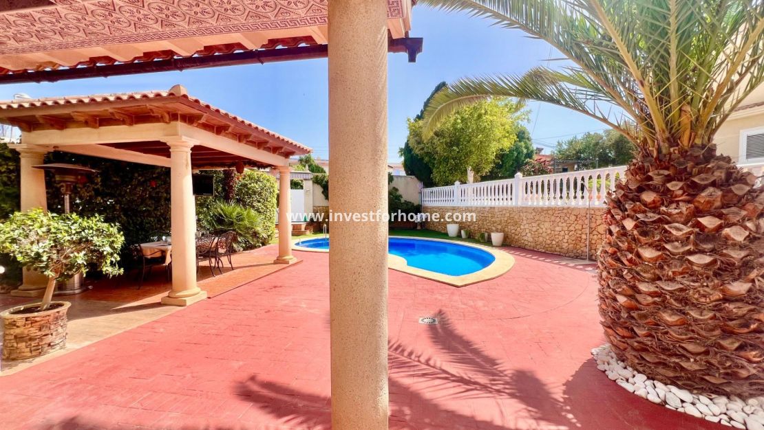 Verkoop - Villa - Torrevieja - Los Balcones - Los Altos Del Edén