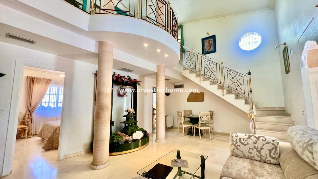 Verkoop - Villa - Torrevieja - Los Balcones - Los Altos Del Edén