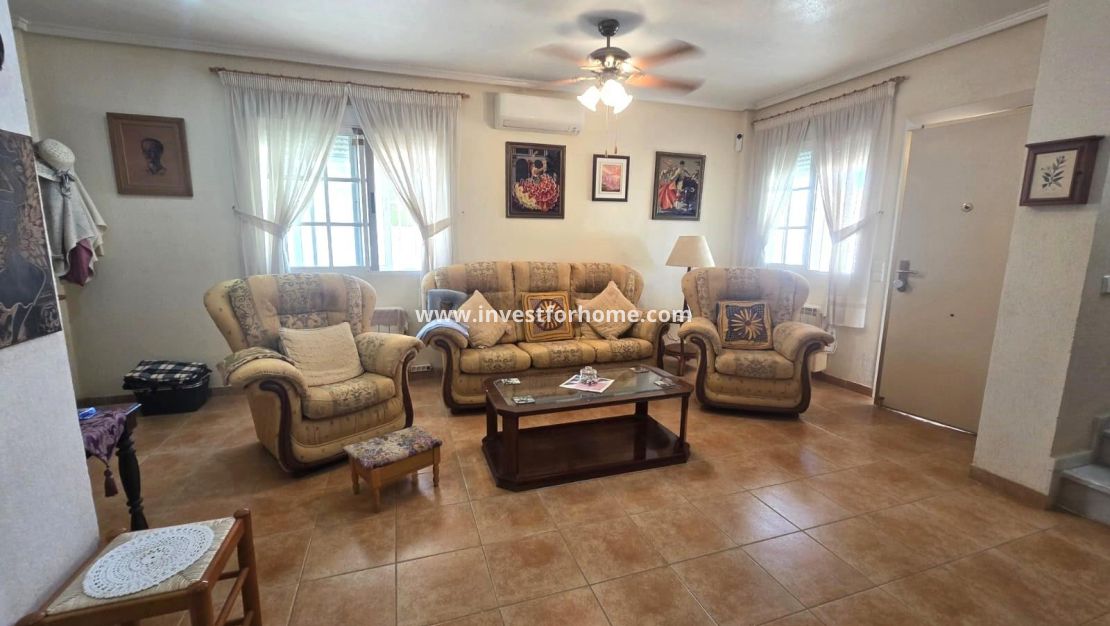 Verkoop - Villa - Torrevieja - Los Balcones - Los Altos Del Edén