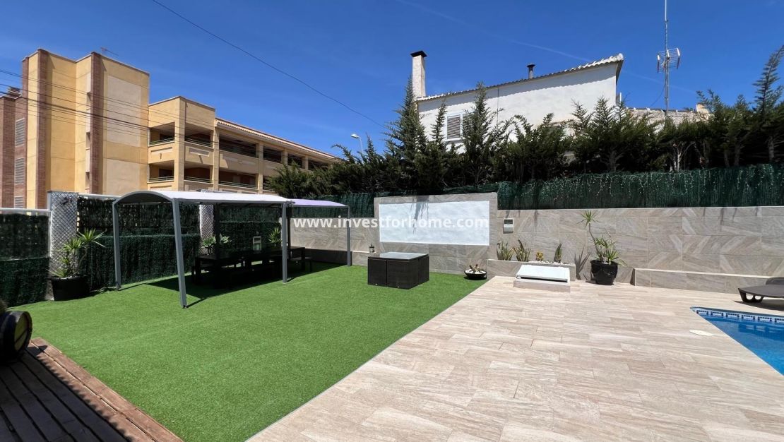 Verkoop - Villa - Torrevieja - Los Balcones