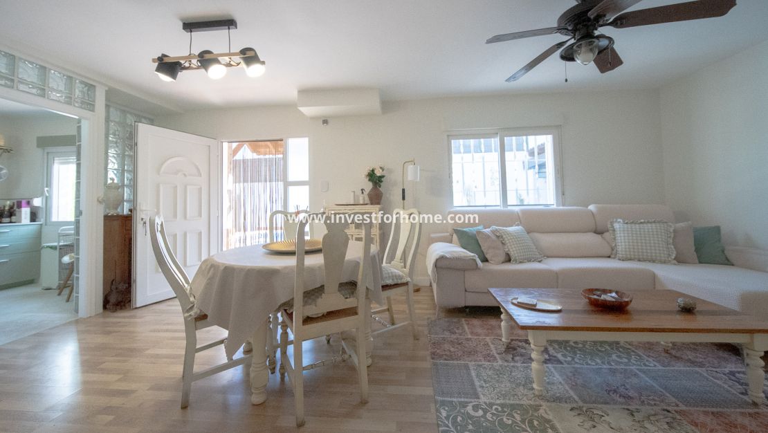 Verkoop - Villa - Torrevieja - Los Balcones