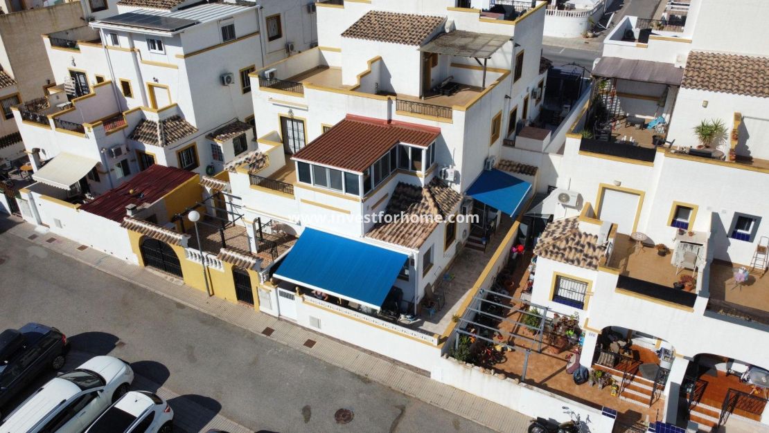 Verkoop - Villa - Torrevieja - Los Balcones