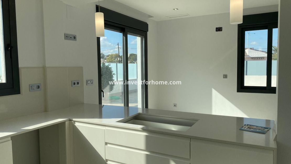 Verkoop - Villa - Torrevieja - Los Balcones