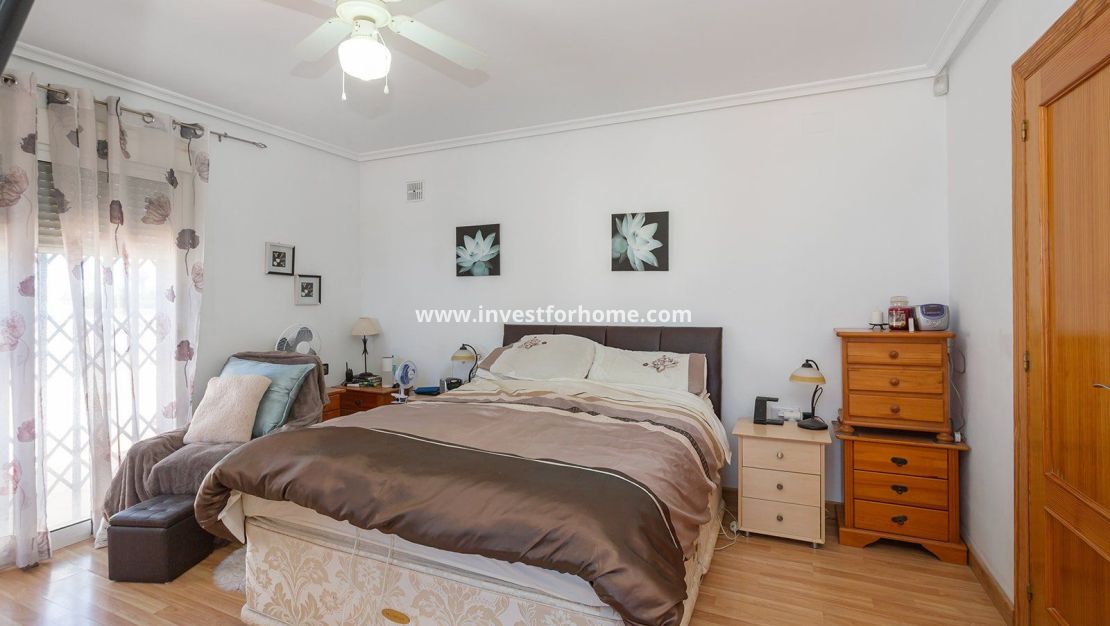 Verkoop - Villa - Torrevieja - Los Balcones