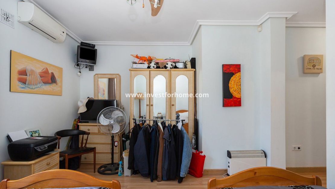 Verkoop - Villa - Torrevieja - Los Balcones