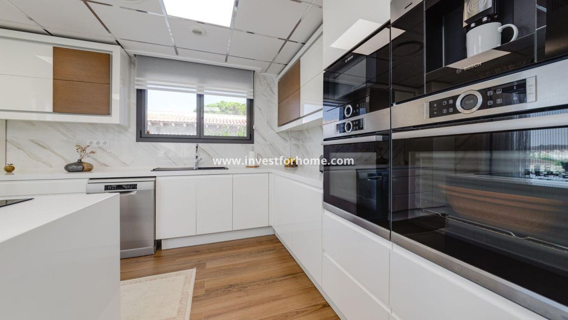 Verkoop - Villa - Torrevieja - Los Balcones