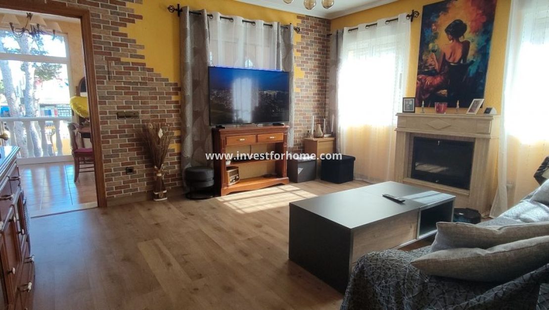 Verkoop - Villa - Torrevieja - Los Balcones