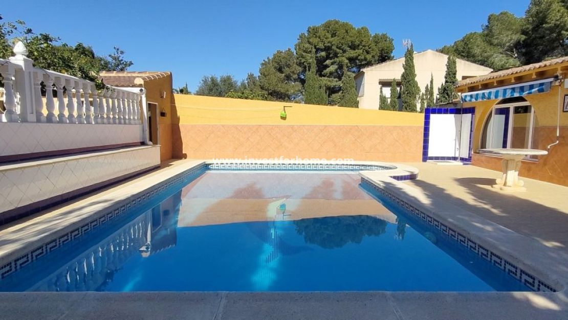 Verkoop - Villa - Torrevieja - Los Balcones