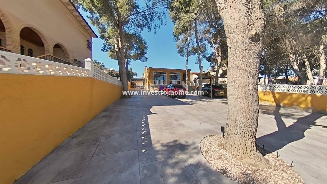 Verkoop - Villa - Torrevieja - Los Balcones