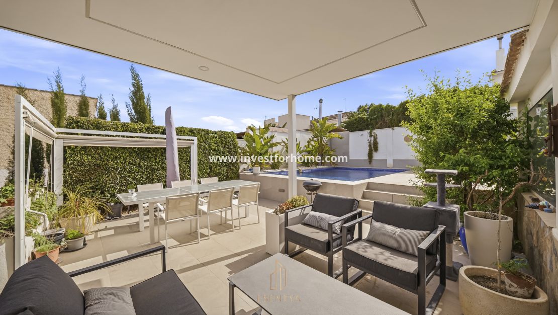 Verkoop - Villa - Torrevieja - Los Balcones