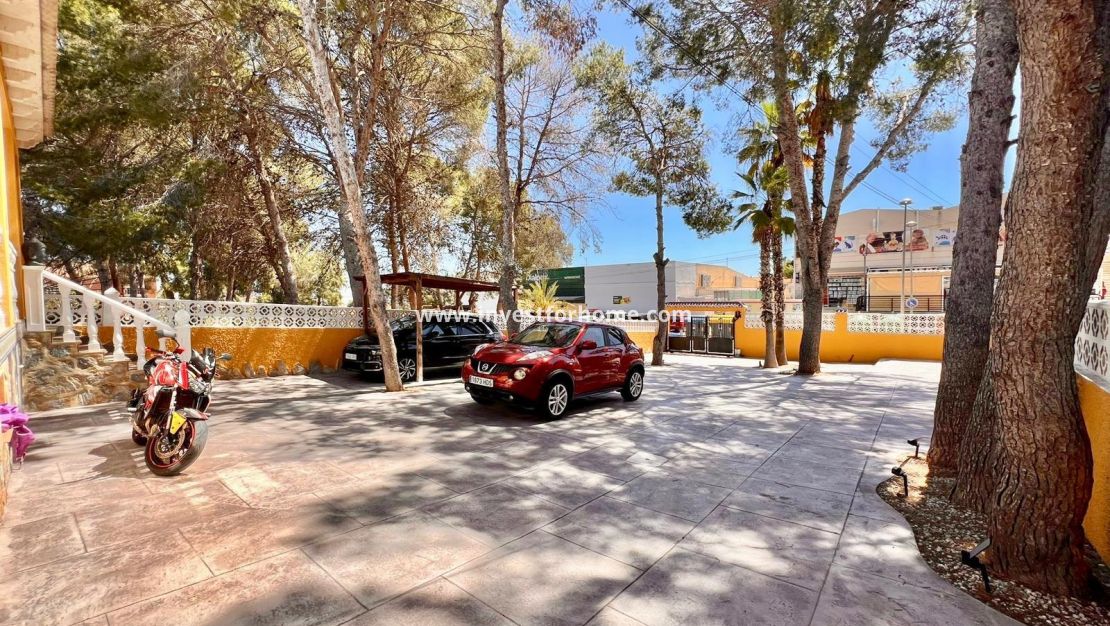 Verkoop - Villa - Torrevieja - Los Balcones