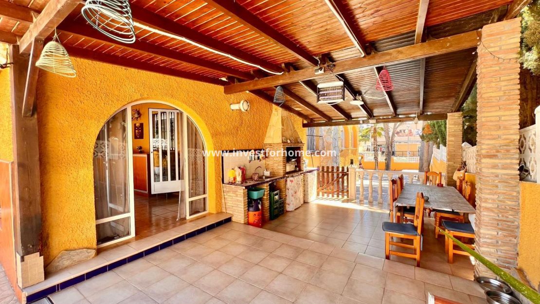 Verkoop - Villa - Torrevieja - Los Balcones