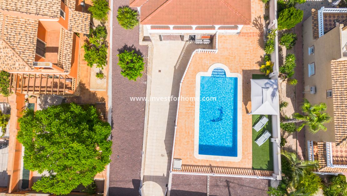 Verkoop - Villa - Torrevieja - Los Balcones