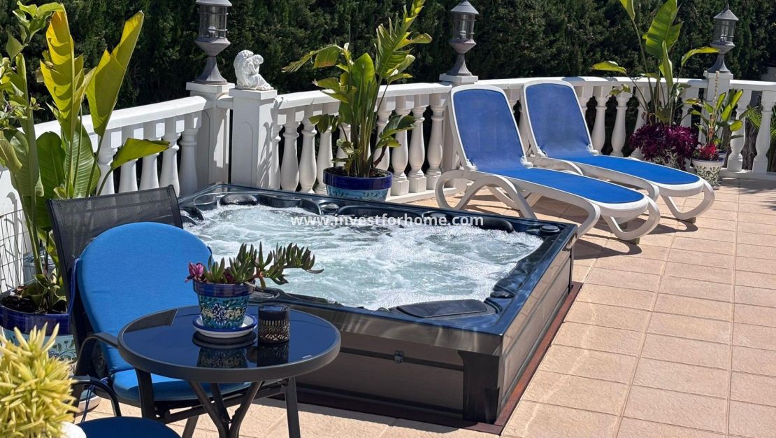 Verkoop - Villa - Torrevieja - Los Balcones
