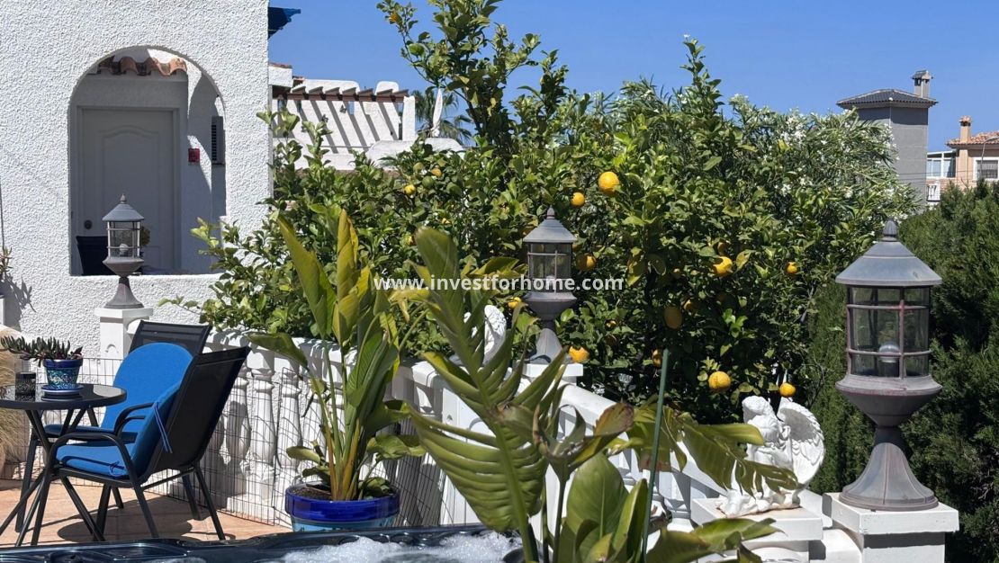 Verkoop - Villa - Torrevieja - Los Balcones