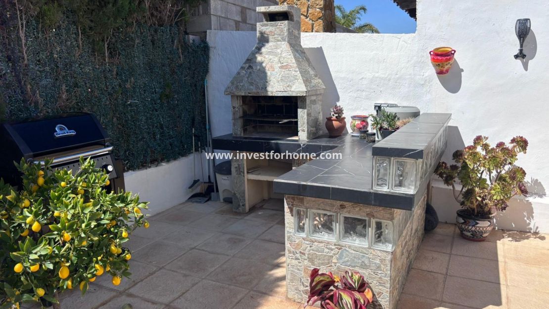Verkoop - Villa - Torrevieja - Los Balcones
