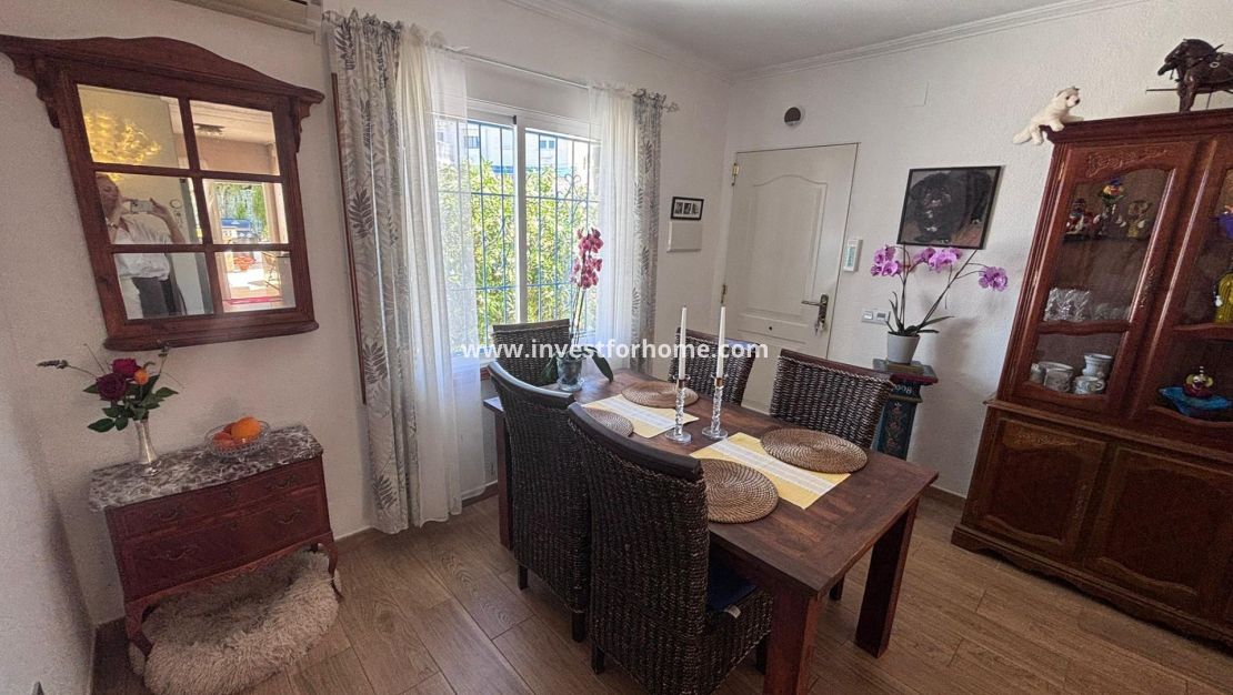 Verkoop - Villa - Torrevieja - Los Balcones