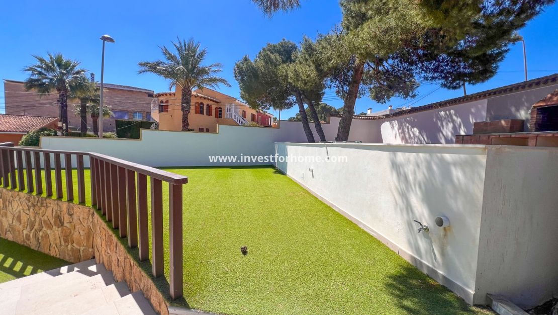 Verkoop - Villa - Torrevieja - Los Balcones