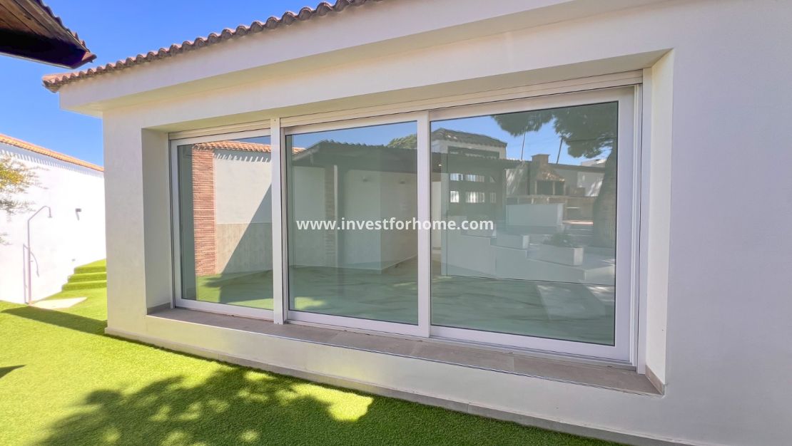 Verkoop - Villa - Torrevieja - Los Balcones