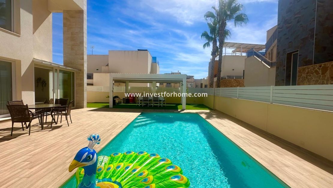 Verkoop - Villa - Torrevieja - Miramar - Torre Del Moro
