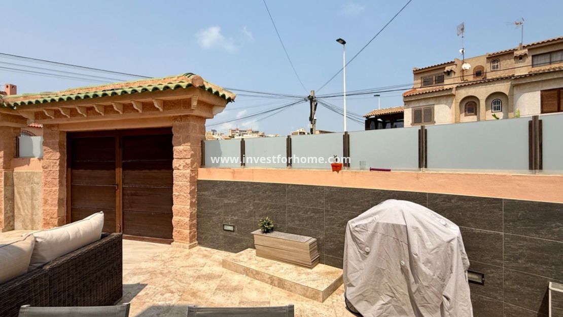 Verkoop - Villa - Torrevieja - Nueva Torrevieja - Aguas Nuevas