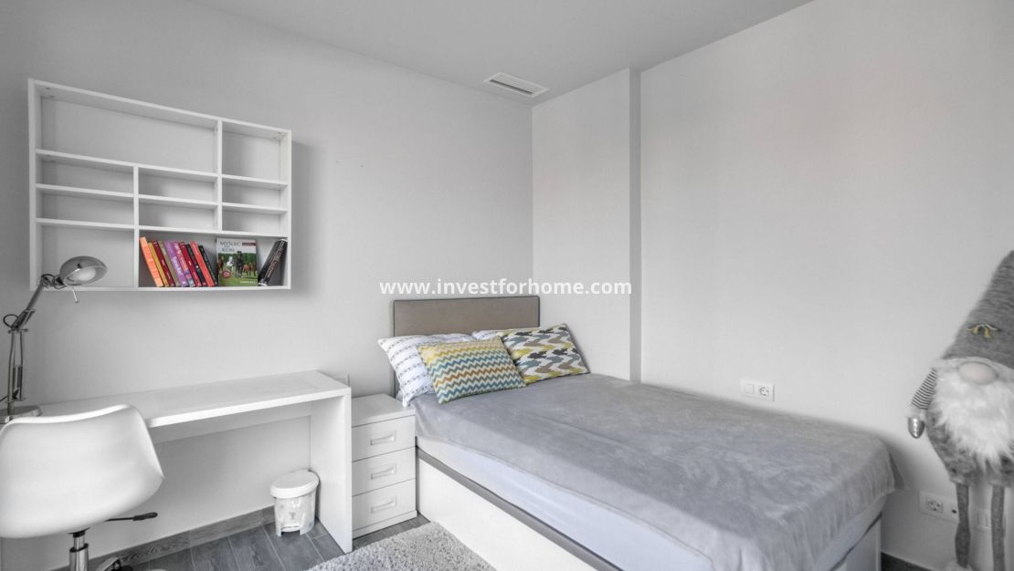 Verkoop - Villa - Torrevieja - Nueva Torrevieja - Aguas Nuevas