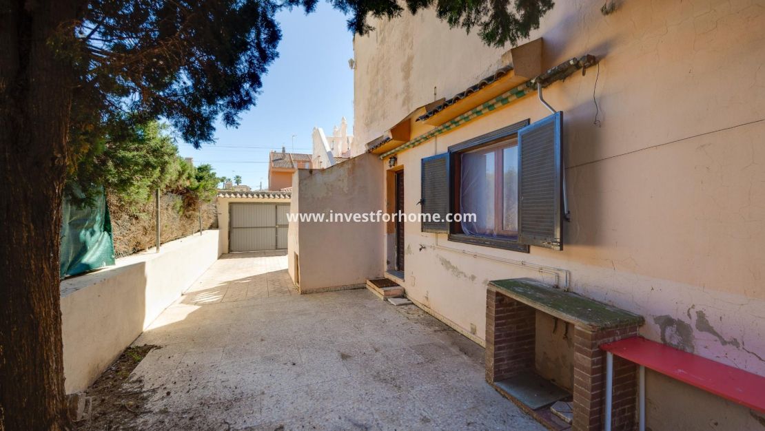 Verkoop - Villa - Torrevieja - Nueva Torrevieja - Aguas Nuevas