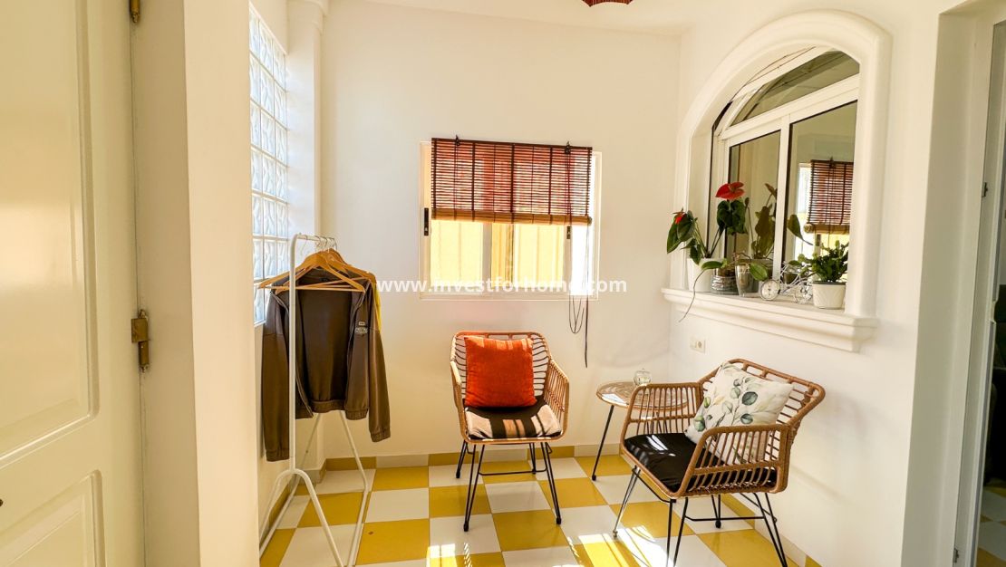 Verkoop - Villa - Torrevieja - Nueva Torrevieja