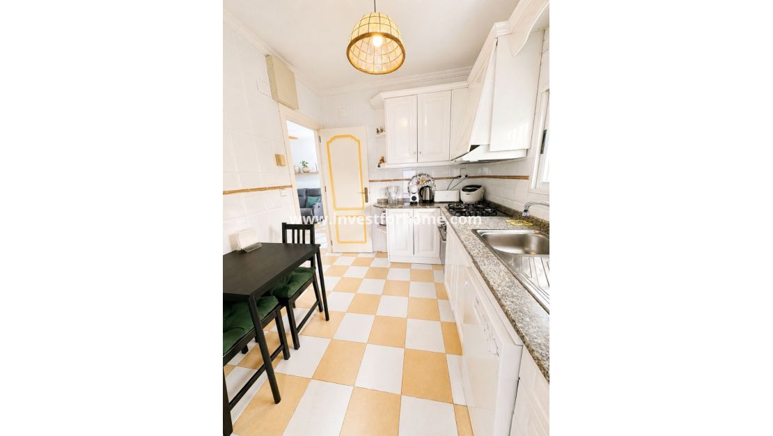Verkoop - Villa - Torrevieja - Nueva Torrevieja