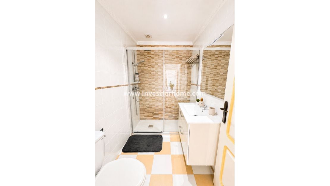 Verkoop - Villa - Torrevieja - Nueva Torrevieja