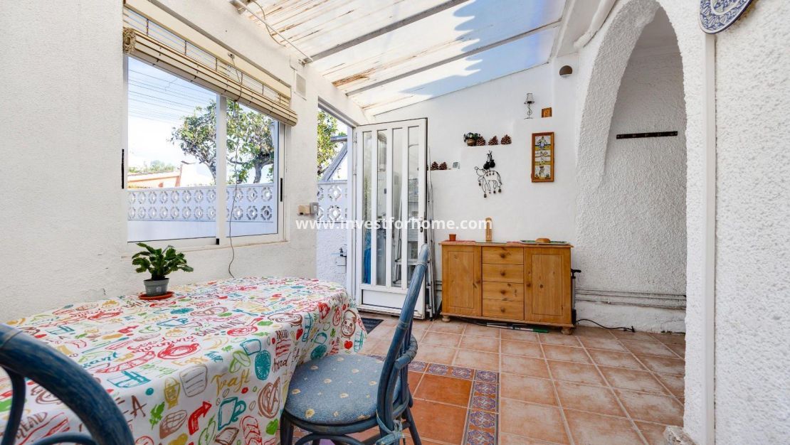 Verkoop - Villa - Torrevieja - Playa de los Locos