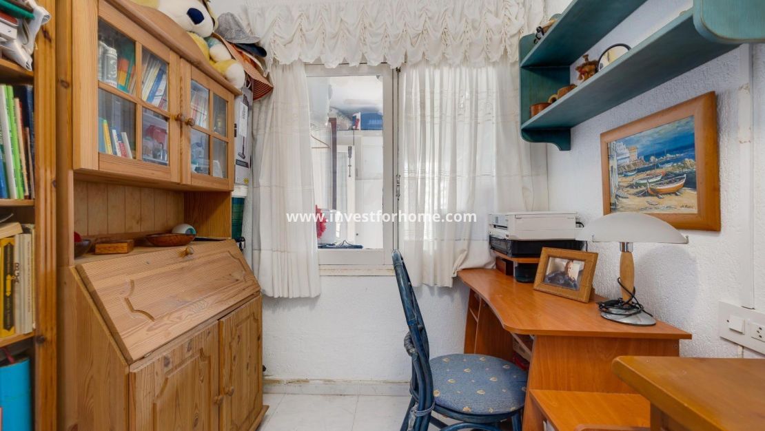 Verkoop - Villa - Torrevieja - Playa de los Locos