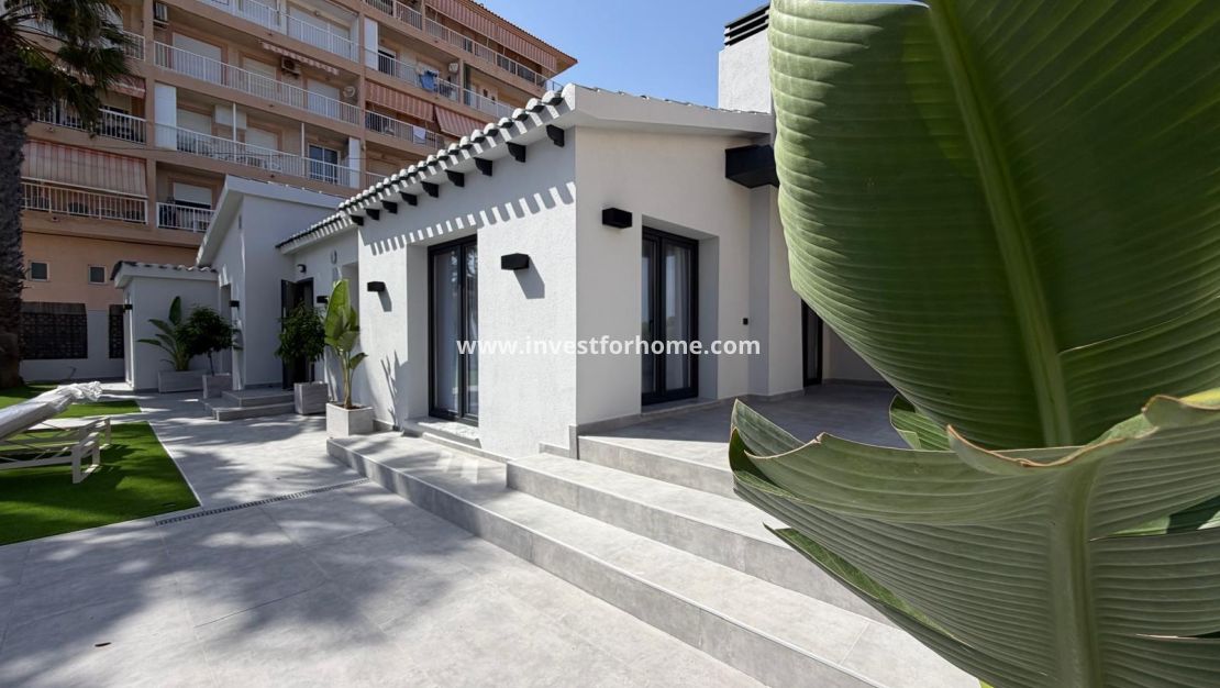 Verkoop - Villa - Torrevieja - Punta prima