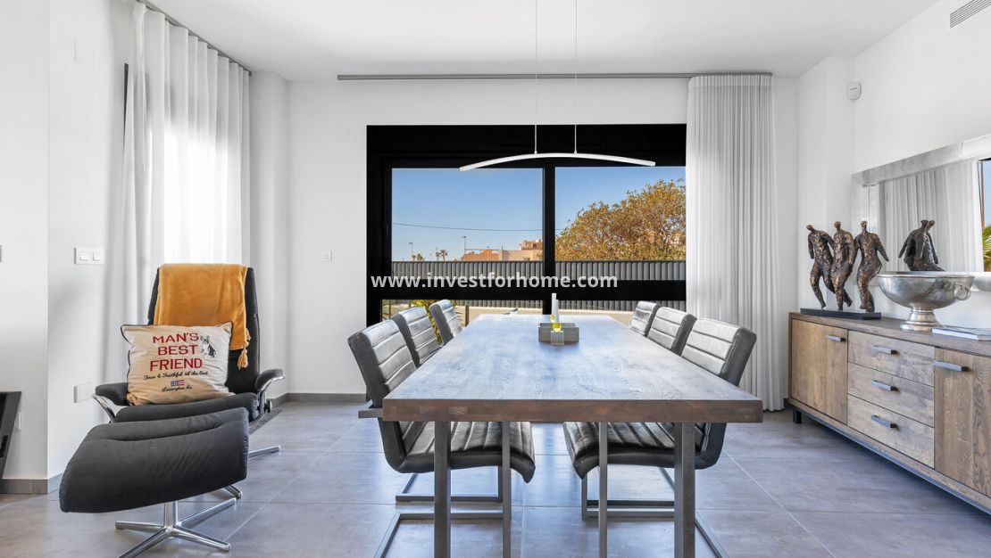 Verkoop - Villa - Torrevieja - Rosaleda