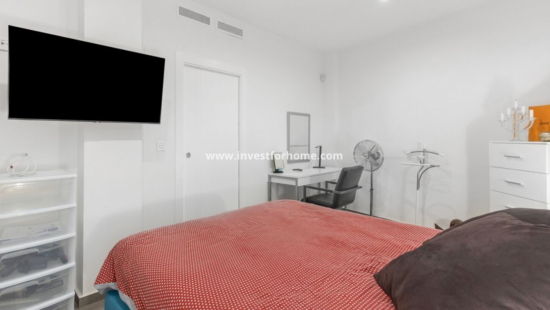 Verkoop - Villa - Torrevieja - Rosaleda