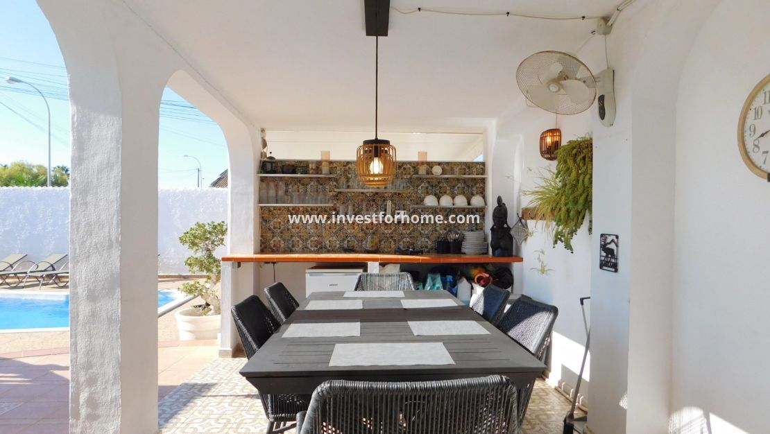 Verkoop - Villa - Torrevieja - San Luis