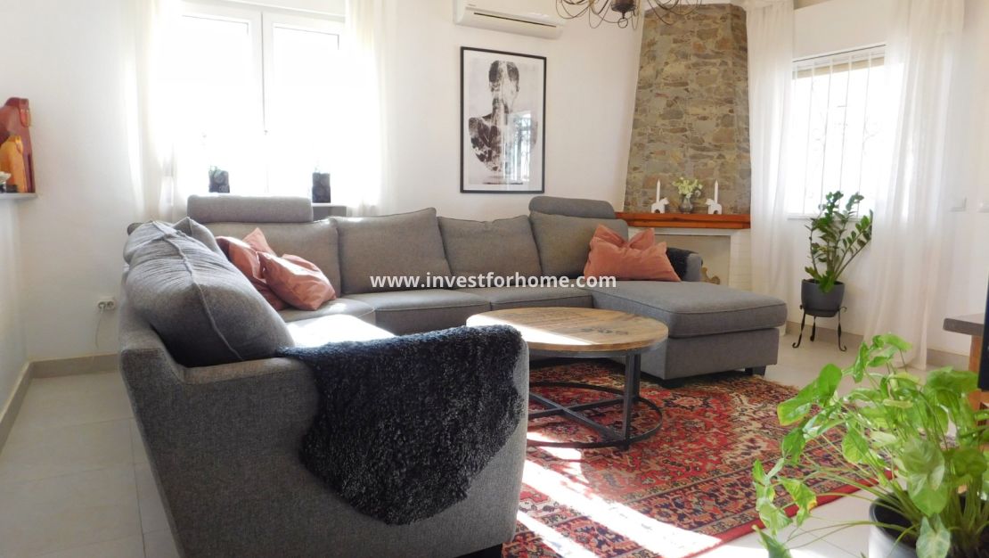 Verkoop - Villa - Torrevieja - San Luis