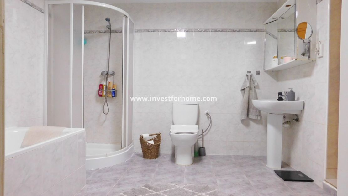 Verkoop - Villa - Torrevieja - San Luis