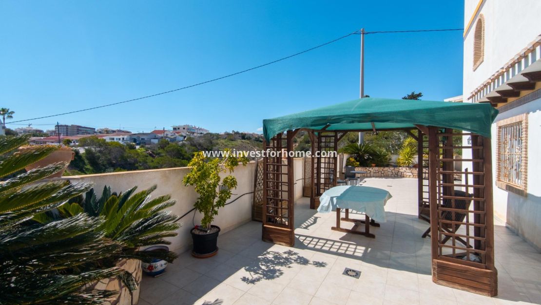 Verkoop - Villa - Torrevieja - Torrelamata - La Mata