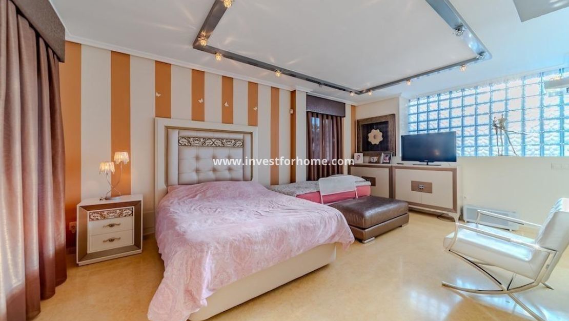Verkoop - Villa - Torrevieja - Torrelamata - La Mata