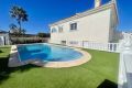 Verkoop - Villa - Urb. La Marina - Inland