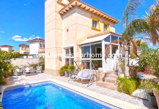 Villa - Försäljning - Orihuela Costa - Costa Blanca